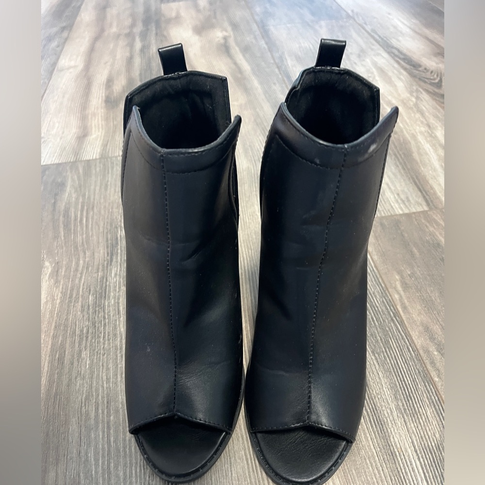Pink Lily Black Ankle Booties Peep-Toe Slip-On